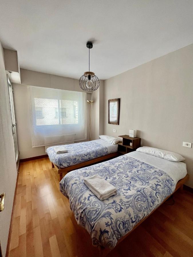 Atuaire Home Agradable Apartamento En El Centro De Burgos Parking Incluido Eksteriør bilde